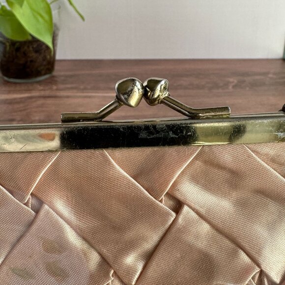 Vintage 1950s Woven Satin Handbag With Vinyl Overlay Chain Handle Gold - Picture 13 of 14